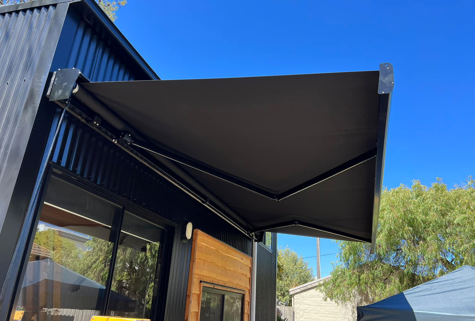 Folding Arm Awnings Mornington